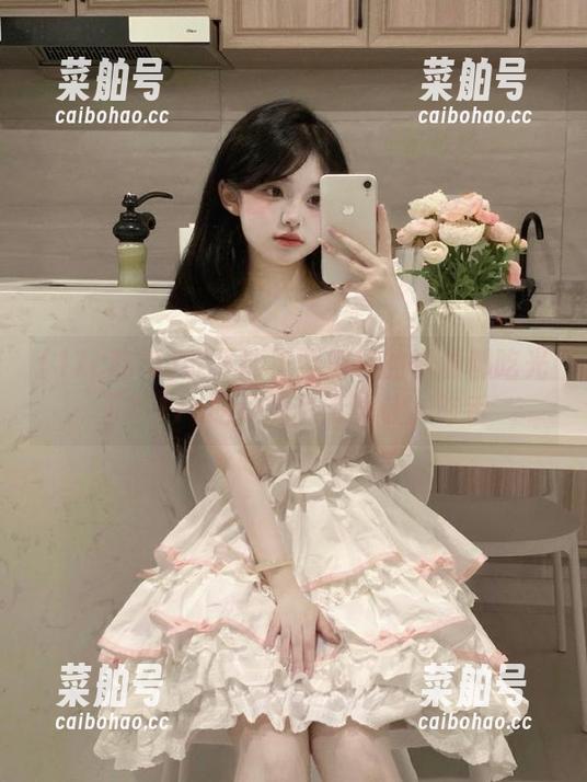 17c吃瓜 能不能不要把我的资源都吃光了?17c吃瓜的热情真让人咋舌