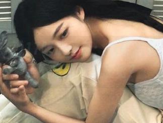 17吃瓜网页：扒哥的黑历史，是不是该办个展览？