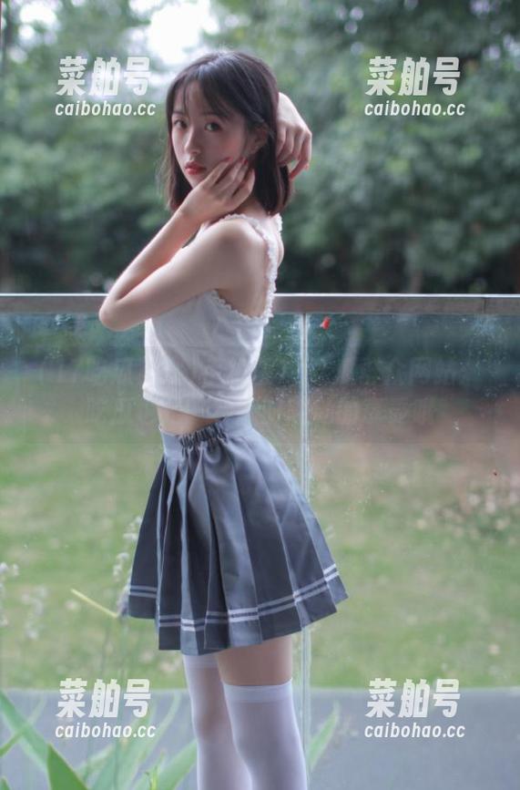 手机版17吃瓜群众网站：吃瓜也是一种随时随地的享受哦