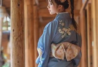 话说，使用www..51的iOS版本会不会比安卓多一点乐趣啊？