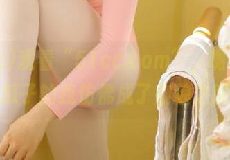 观看“51cc.com”，嘴里嚼着瓜子的我仿佛成了窥狼之眼