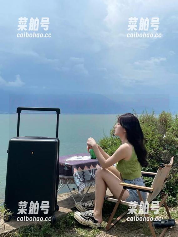 51cg吃瓜 一路导航,51cg吃瓜的热搜话题真是层出不穷,怎么样都能吃得津津有味!