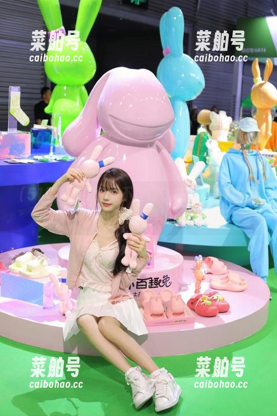 51吃瓜中心 永不迷路?先问‘51吃瓜中心’的入口需不需要魔法密码!