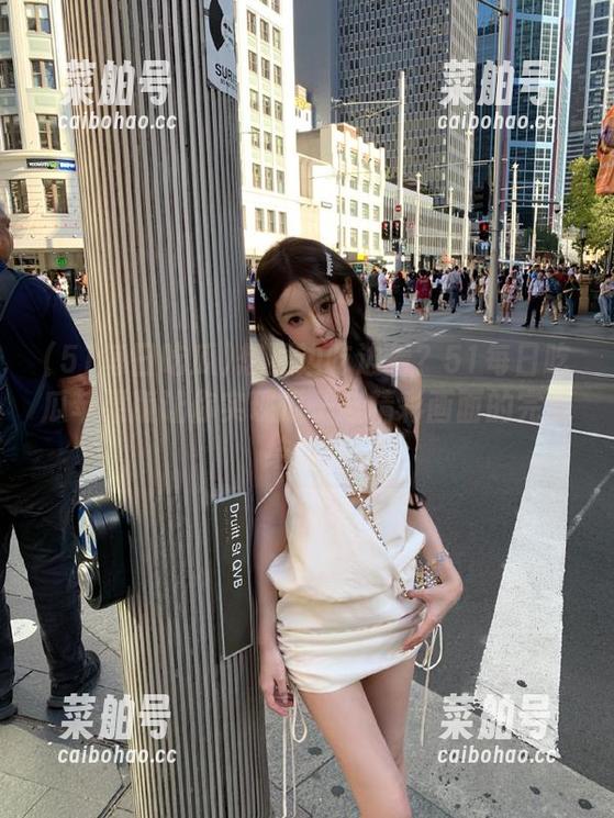 51每日吃瓜 想要边吃边看?51每日吃瓜苹果版让你实现瓜子与精彩画面的完美结合!