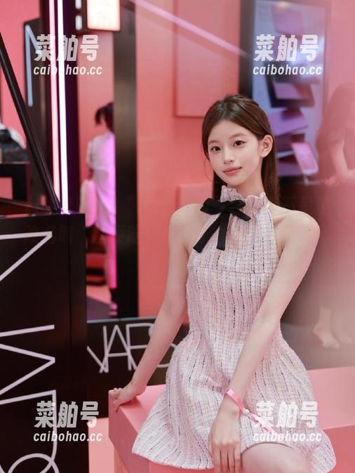 51爱吃瓜 “51爱吃瓜”导航是不是要改名叫“随便吃个瓜”了?随意才是硬道理嘛