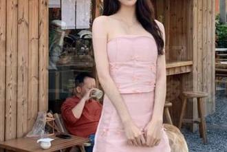 718·sx又更新了，让我们一边吃瓜一边感叹生活多奇妙！