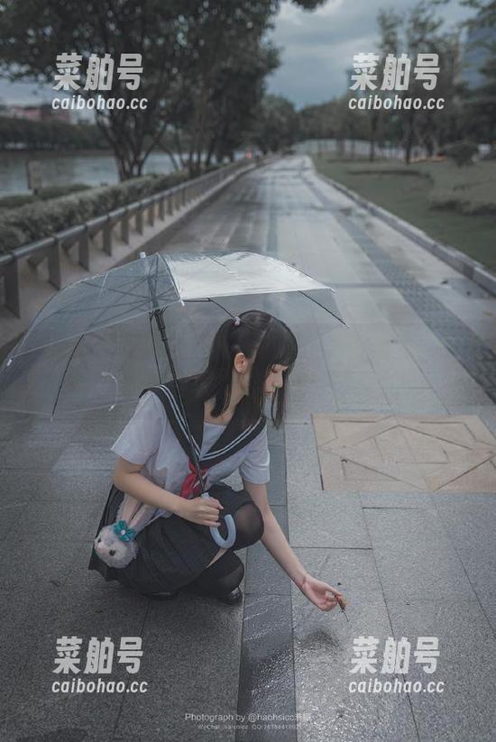 911吃瓜 911吃瓜的导航好神奇,带我领略了各色奇葩只会让人摇头的瓜事!