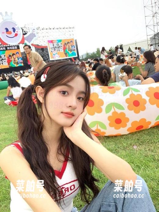998su吃瓜 黑料无处不在,犹如999电话一样,上998su吃瓜,锁定iOS内外好戏!