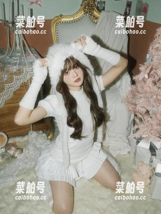 刷新hlw首页，又见一对情侣撕逼，看得我真想上去喝茶！