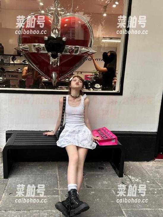 hlw hlw网址在,惊奇不断!这比奶茶店的新品发布会还热闹!