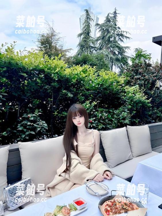 www.吃瓜网 今日瓜事更新,直达‘www.吃瓜网.com’!点开后果然乐趣不少!