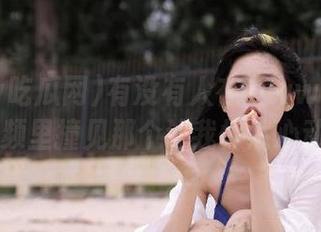 有没有人在www吃瓜网.com视频里撞见那个让我怦然心动的人？