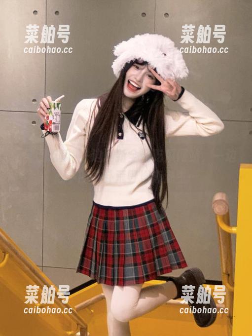 全网吃瓜 一边刷新全网吃瓜网站,一边心中的八卦荒野逐渐滋生…
