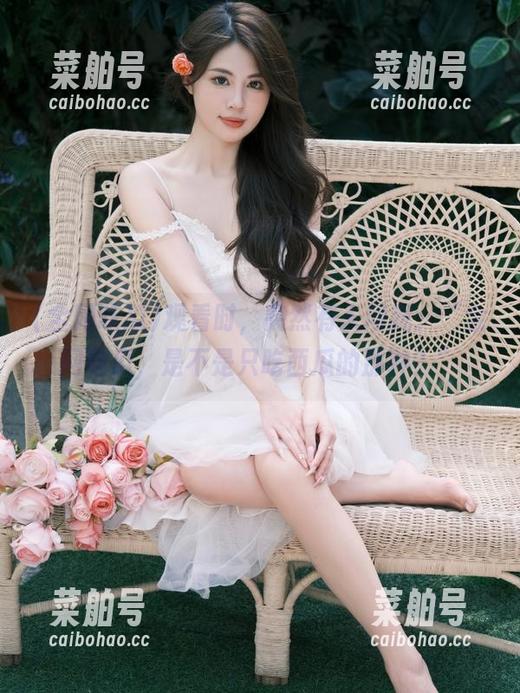观看时，突然有人问我：“全网吃瓜，是不是只吃西瓜的那种？”