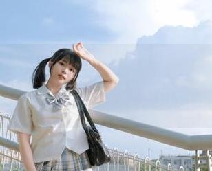 吃瓜网的网页，点击一下就能掉进“瓜里”，你敢来试试吗？