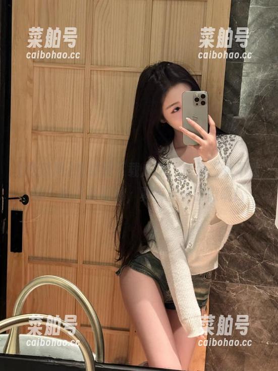 吃瓜网 吃瓜网下载成功,成为“永不迷路”的八卦指引,真有点小骄傲呢!
