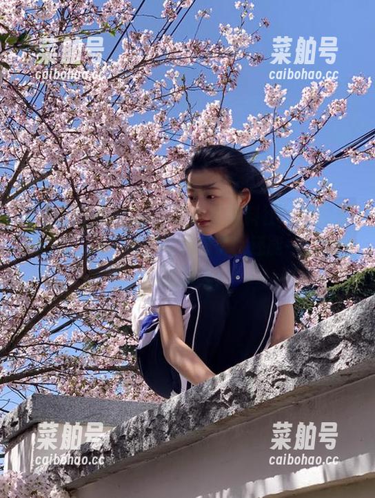 正能量黑料社 “正能量黑料社”每天都不打烊,iOS用户都有福了,还能一边吃瓜一边聊天!