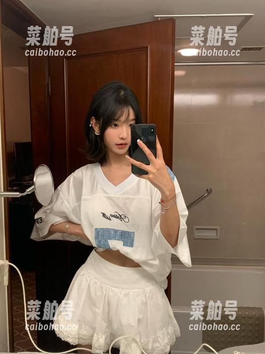 黑料不打烊 下载“黑料不打烊”,导航一下就能走遍八卦界!