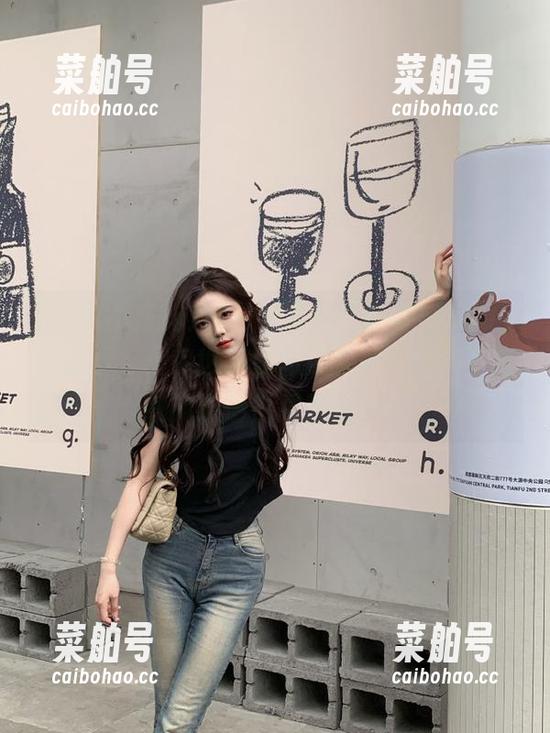 黑料不打烊 试问“黑料不打烊155fun”网页,偶尔也来点儿正能量好不?不然我的心情也跟着降落!
