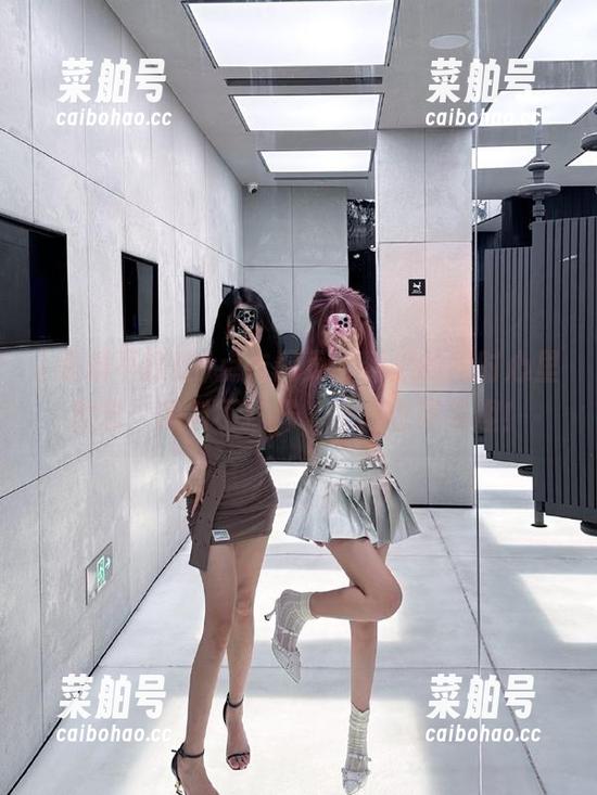 黑料不打烊 点击网页,看瓜的同时心里默念:黑料不打烊,加班也更有趣!