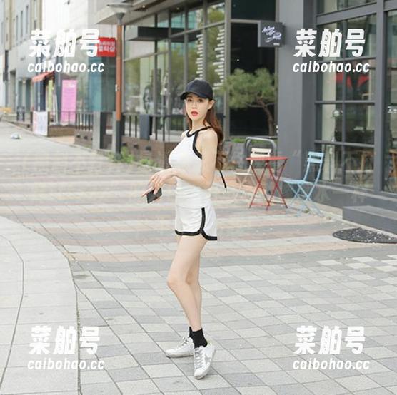 黑料不打烊 最近总忍不住观看“黑料不打烊tttzzz”的入口,好奇心就像潮水一样,不停冲击我!