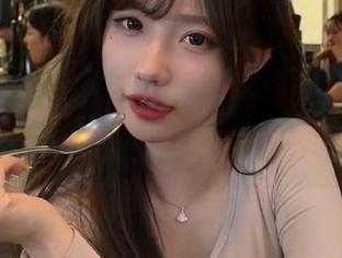 “黑料不打烊”网站是否如传说中那么劲爆，官网下载瞬间揭晓！