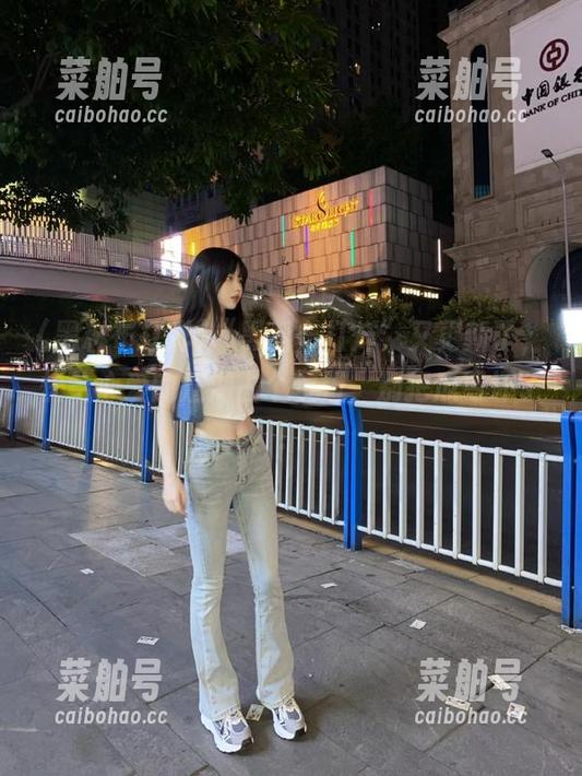 黑料布打烊 “黑料布打烊”又更新了,快给心爱的江湖占个位置,别把瓜骂坏了!