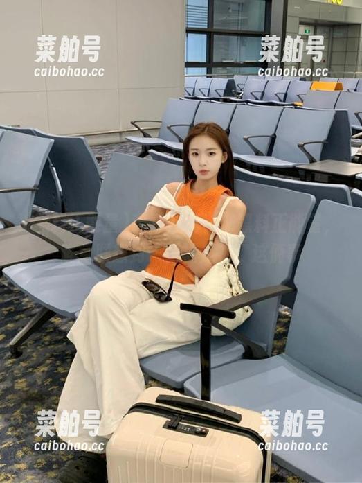 黑料正能量 观看万篇长征黑料正能量,难免联想到“是福是祸”这俩事