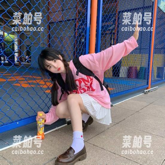 刚看到黑料网的更新，免费到我怀疑他们的财源了！