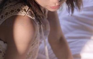 美女黑料网站直达，嗑瓜籽的完美选择！