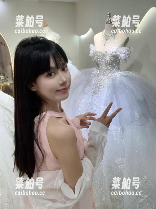 黑料网站 登录黑料网站,结果与网红美女的八卦正义感相遇,突然好想约她喝奶茶!